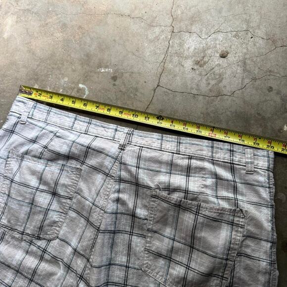 Baggy y2k fubu plaid shorts - Picture 5 of 7